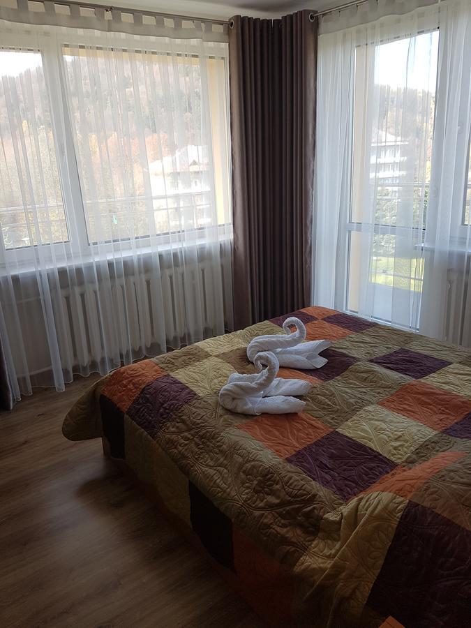 Korona Sanatorium Uzdrowiskowe Hotel มูเชนา ภายนอก รูปภาพ